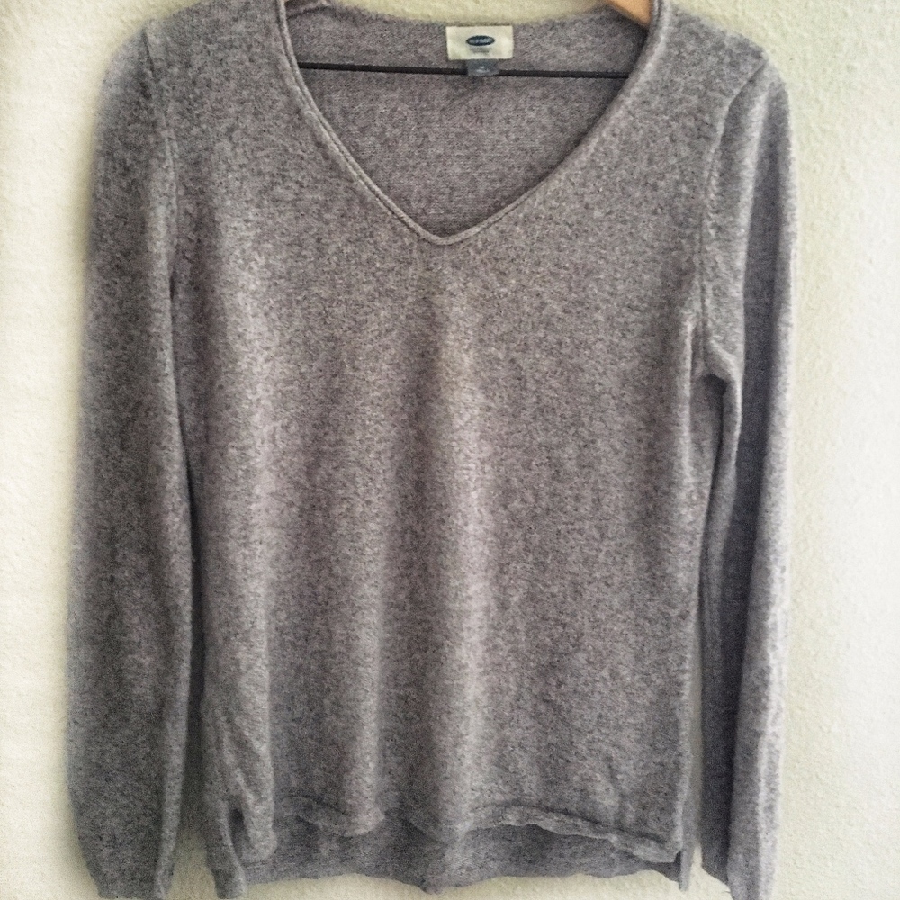 Old Navy Gray V Neck Sweater